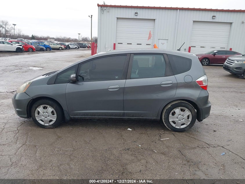 2012 HONDA FIT VIN: JHMGE8H31CC029201