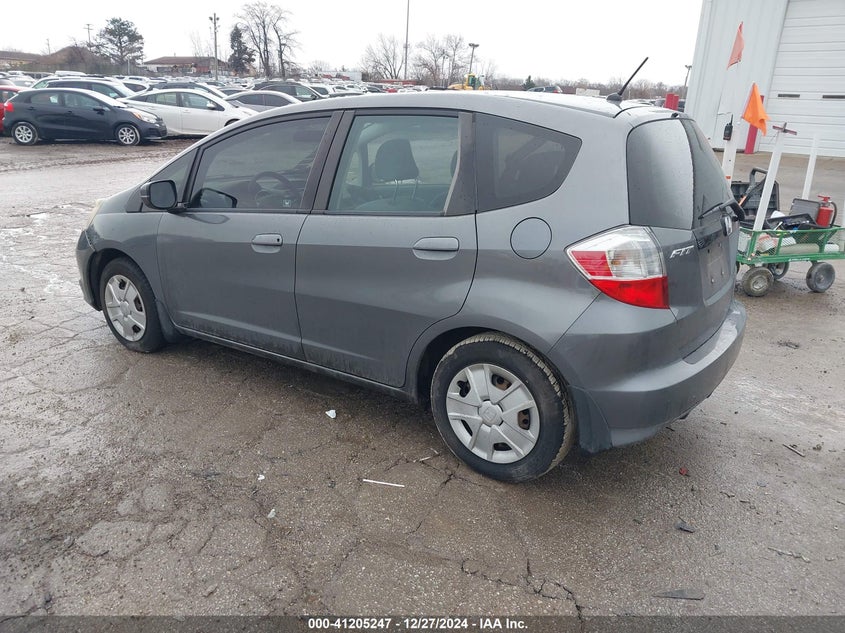 2012 HONDA FIT VIN: JHMGE8H31CC029201