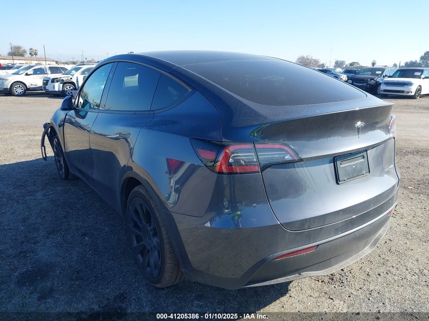 Vin: 7saygdee9pf858527, lot: 41695692, tesla model y awd/long range dual motor all-wheel drive 20233