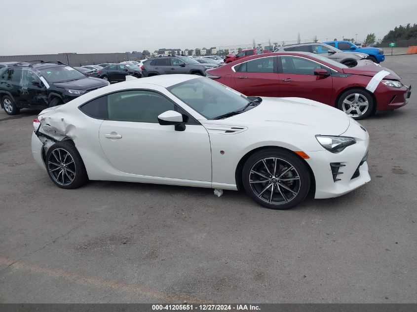 VIN JF1ZNAA11H9711385 2017 TOYOTA 86 no.13