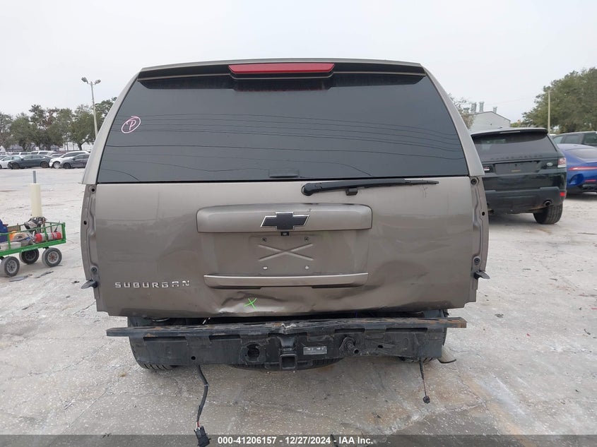 2014 CHEVROLET SUBURBAN 1500 LT - 1GNSCJE00ER223552