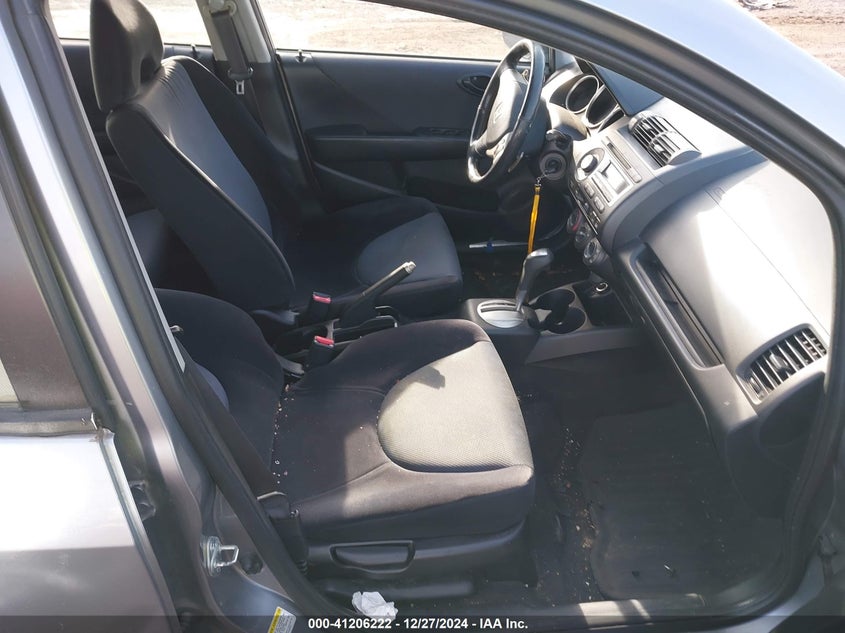 2007 HONDA FIT VIN: JHMGD38687S067536