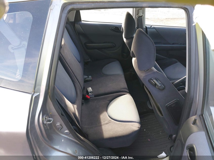 2007 HONDA FIT VIN: JHMGD38687S067536