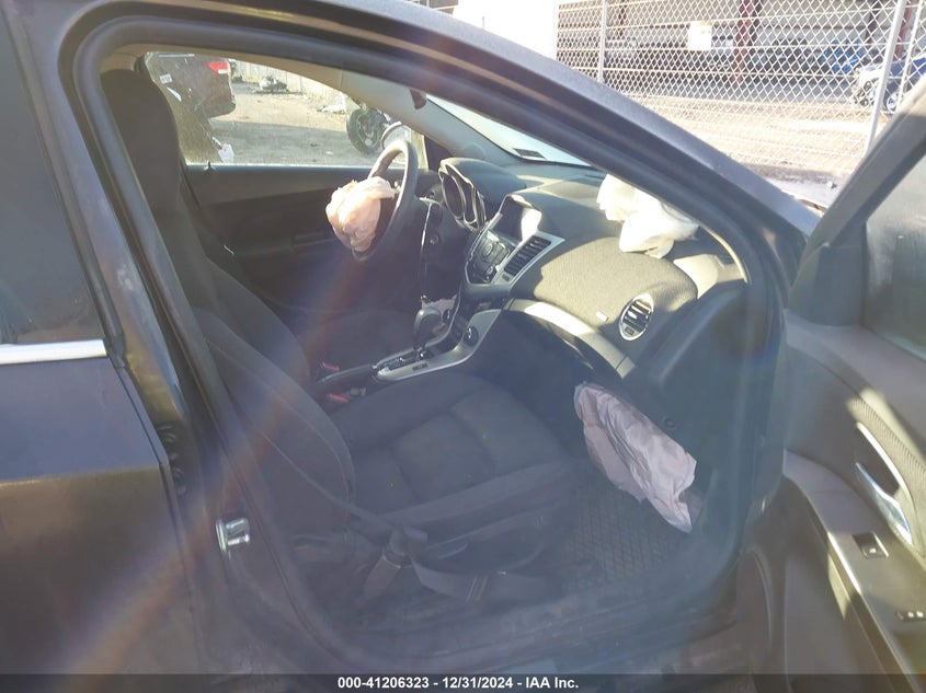 2016 CHEVROLET CRUZE LIMITED 1LT AUTO - 1G1PE5SB3G7176837