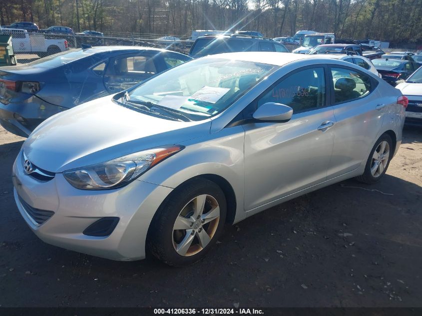 VIN 5NPDH4AE1DH448395 2013 Hyundai Elantra, Gls no.2