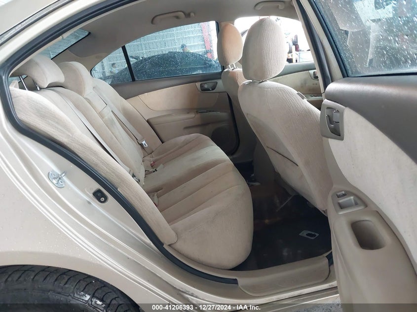 2008 KIA OPTIMA VIN: KNAGE123885269713
