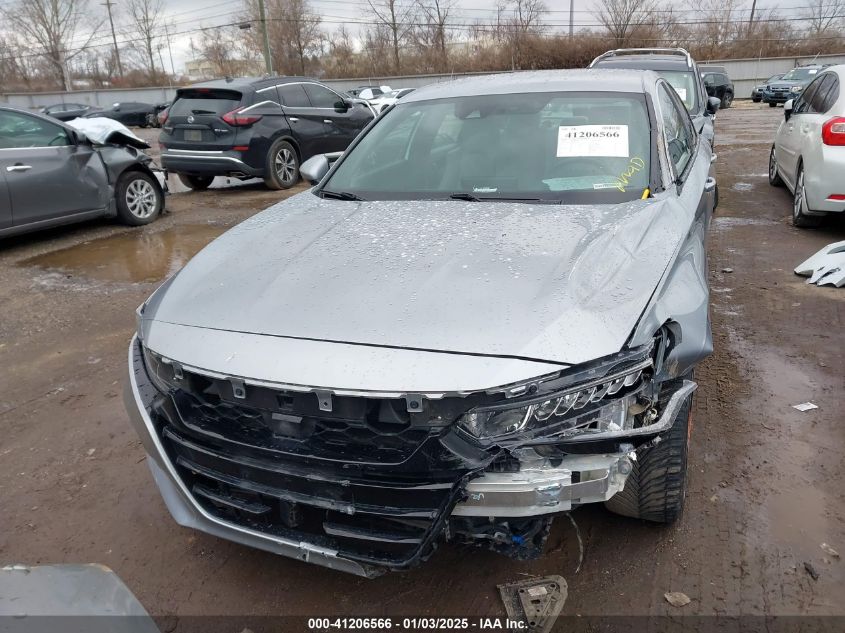 VIN 1HGCV1F38JA245020 2018 Honda Accord, Sport no.12