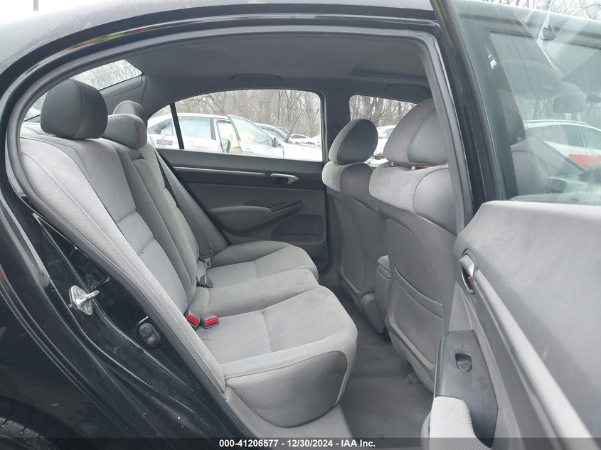 2008 HONDA CIVIC VIN: 1HGFA16818L100226