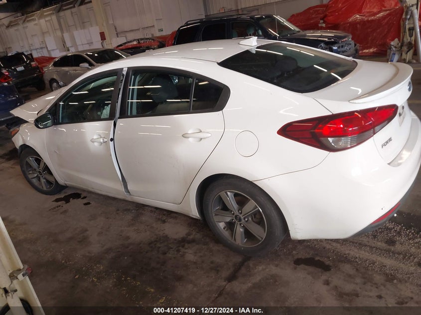 2018 KIA FORTE VIN: 3KPFL4A77JE278181