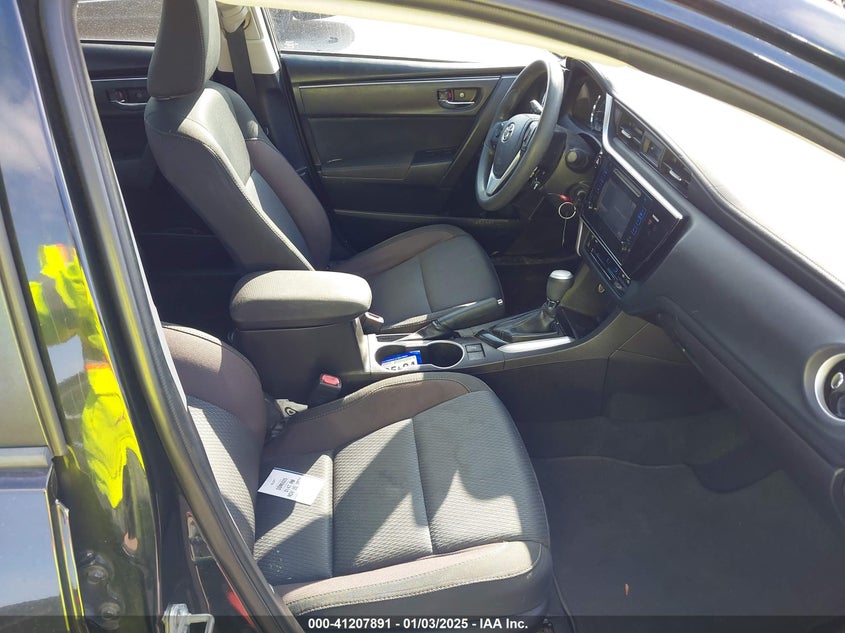 2017 TOYOTA COROLLA LE - 5YFBURHE3HP723831