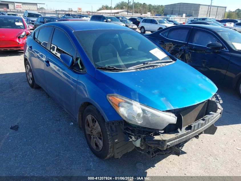 VIN KNAFX4A68F5330624 2015 KIA Forte, LX no.1