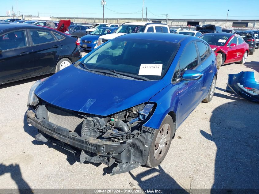 VIN KNAFX4A68F5330624 2015 KIA Forte, LX no.2