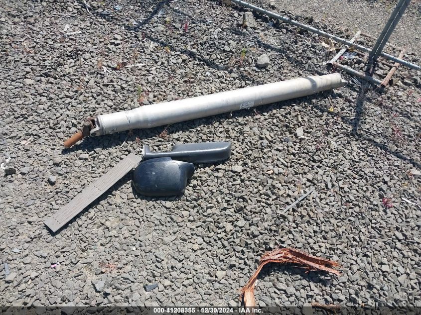 2003 Chevrolet Suburban 1500 Ls VIN: 3GNEC16TX3G312371 Lot: 41208355