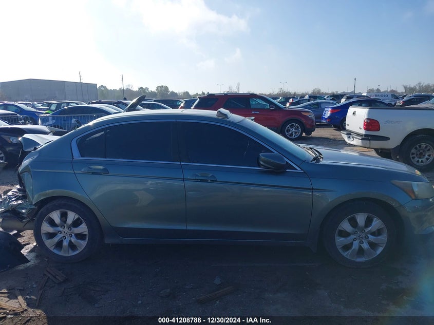 2008 HONDA ACCORD VIN: 1HGCP26828A162219