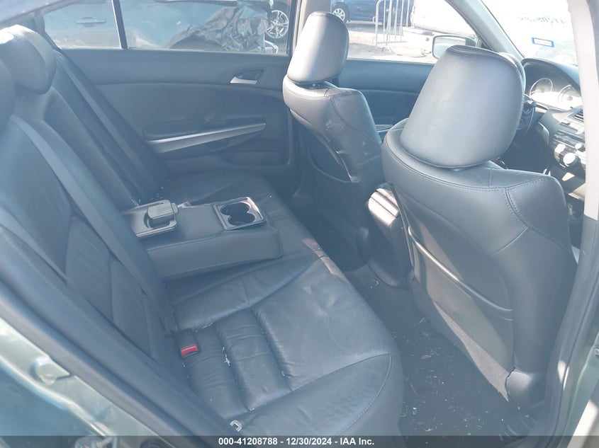 2008 HONDA ACCORD VIN: 1HGCP26828A162219