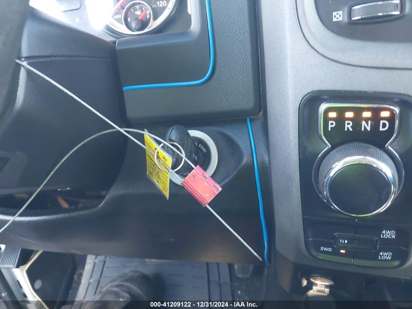 2019 RAM 1500 CLASSIC VIN: 1C6RR7FG3KS631821