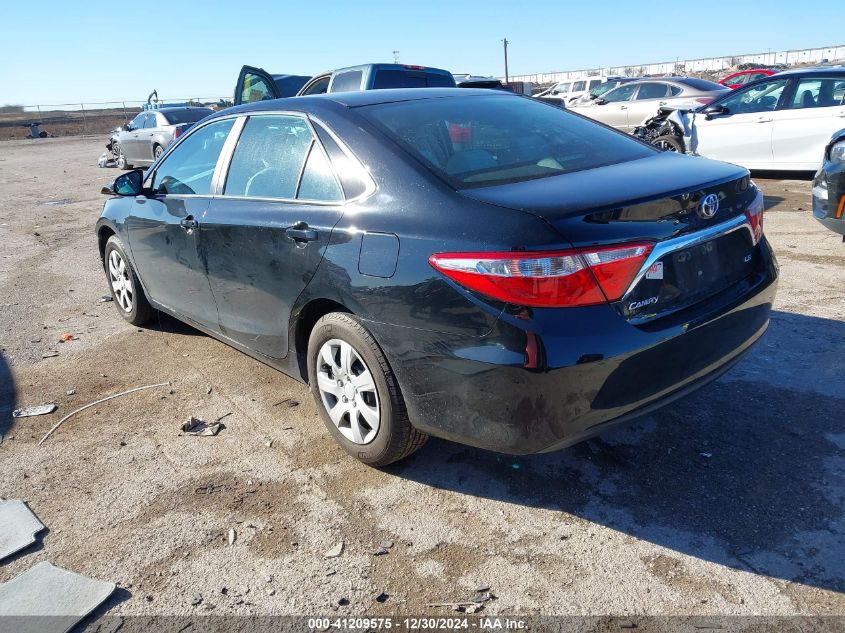 VIN 4T4BF1FK9FR488325 2015 TOYOTA CAMRY no.3