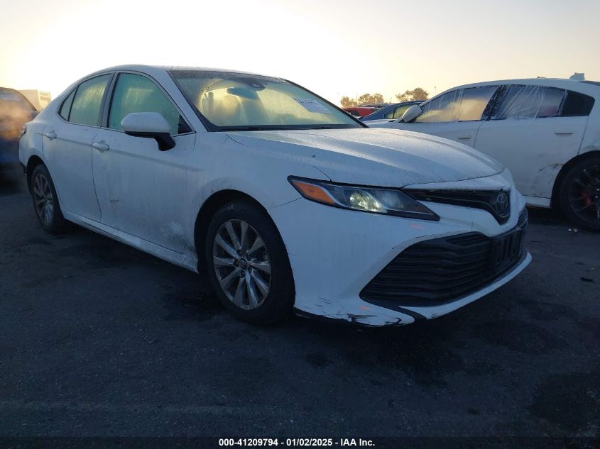 2018 Toyota Camry, LE