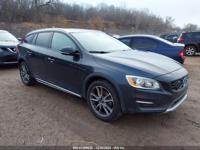 VIN YV4612HK7F1000165 2015 VOLVO V60 CROSS COUNTRY no.1