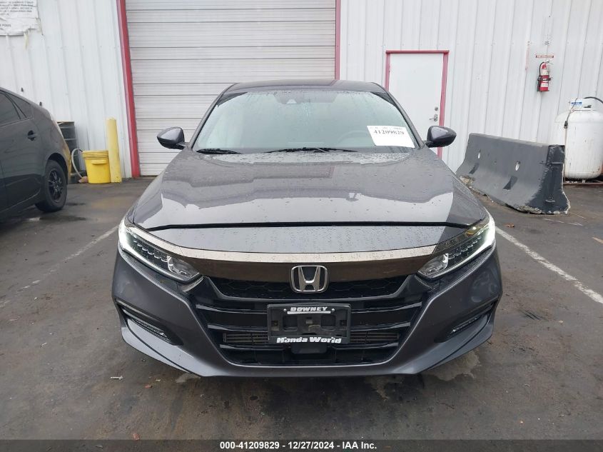 VIN 1HGCV1F38JA133088 2018 Honda Accord, Sport no.12