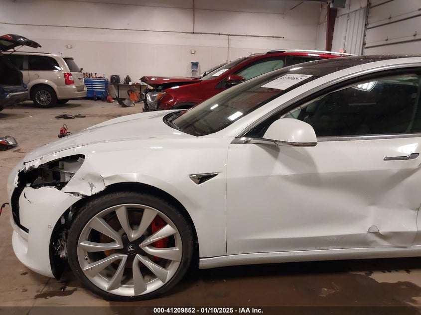 VIN 5YJ3E1EB5JF084446 2018 TESLA MODEL 3 LONG RANGE/PERFORMANCE