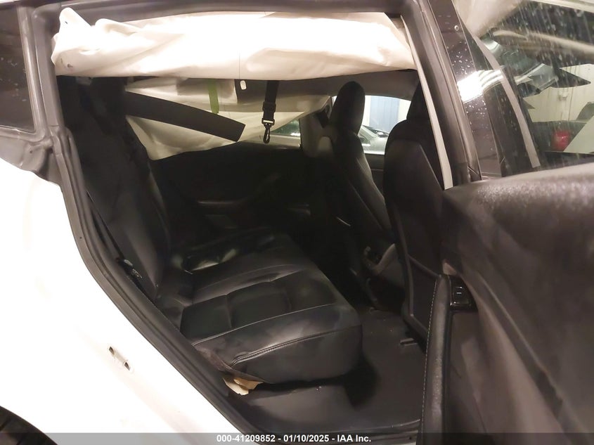 VIN 5YJ3E1EB5JF084446 2018 TESLA MODEL 3 LONG RANGE/PERFORMANCE