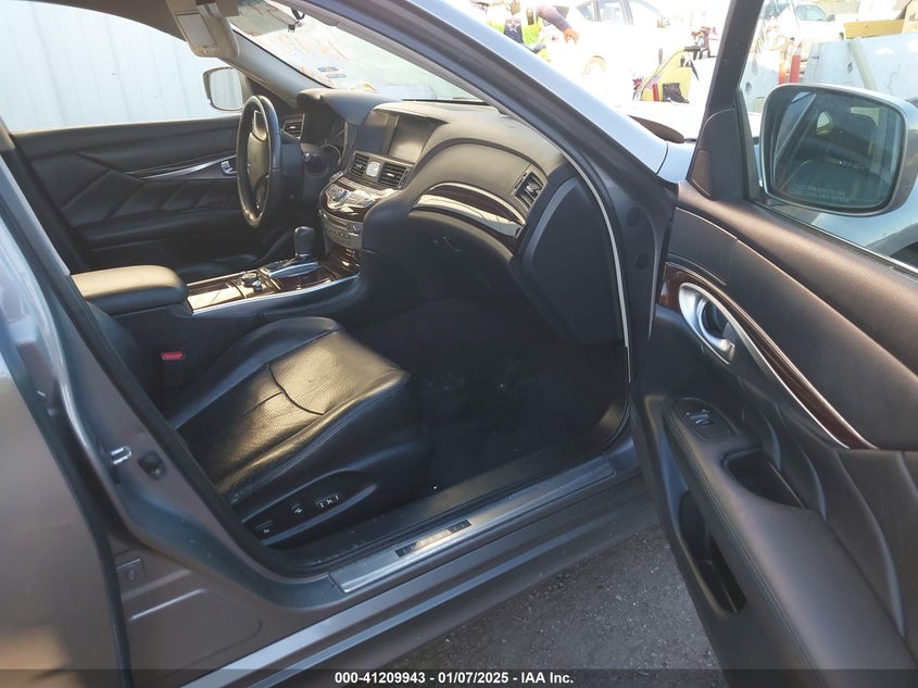 2012 INFINITI M37X VIN: JN1BY1ARXCM393882