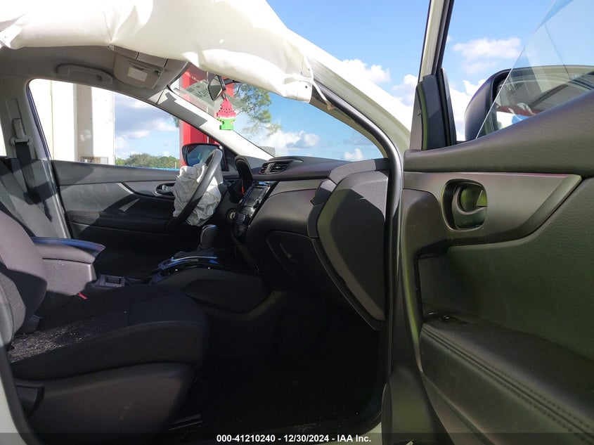 2019 NISSAN ROGUE SPORT S - JN1BJ1CP0KW239104