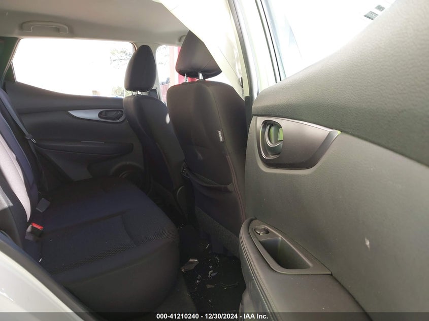 2019 NISSAN ROGUE SPORT S - JN1BJ1CP0KW239104