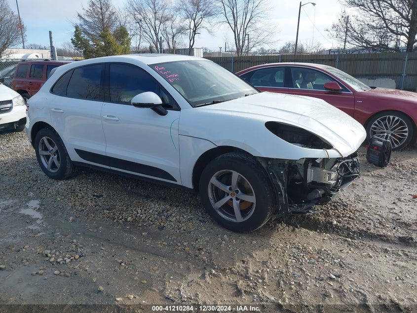 2017 Porsche Macan