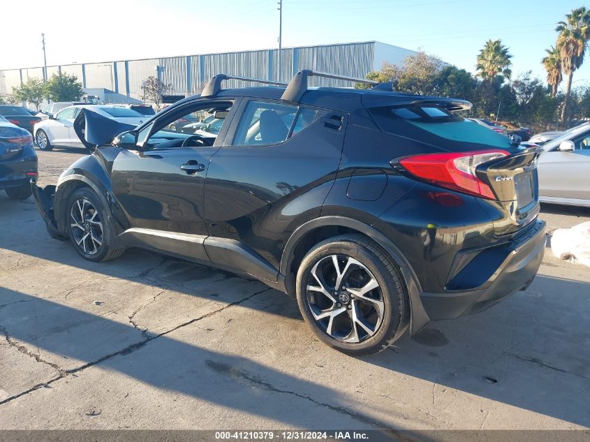 VIN NMTKHMBX9JR040867 2018 TOYOTA C-HR no.3