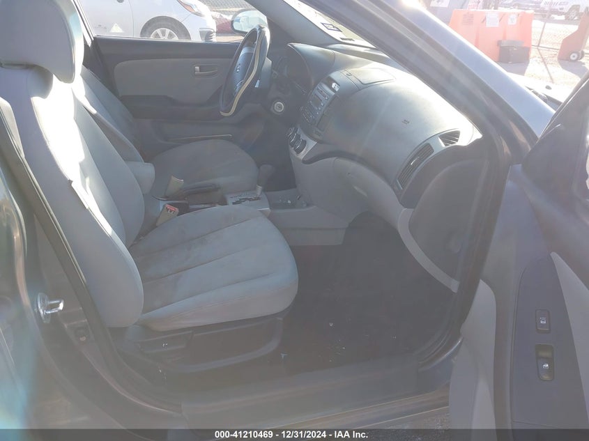 2009 HYUNDAI ELANTRA VIN: KMHDU46D59U642688