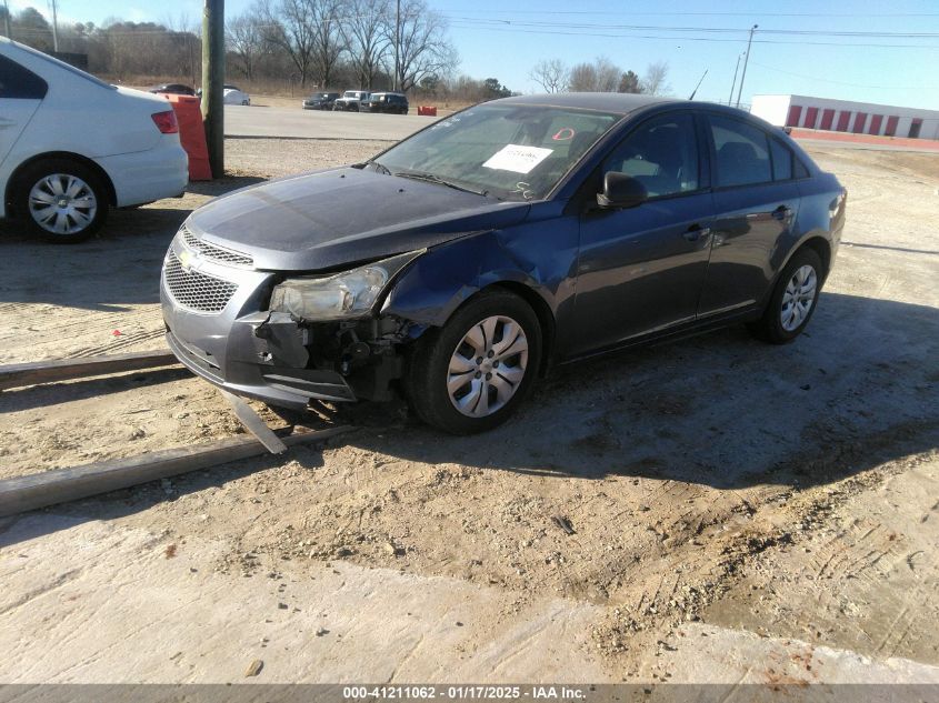 VIN 1G1PA5SHXD7217766 2013 CHEVROLET CRUZE no.2