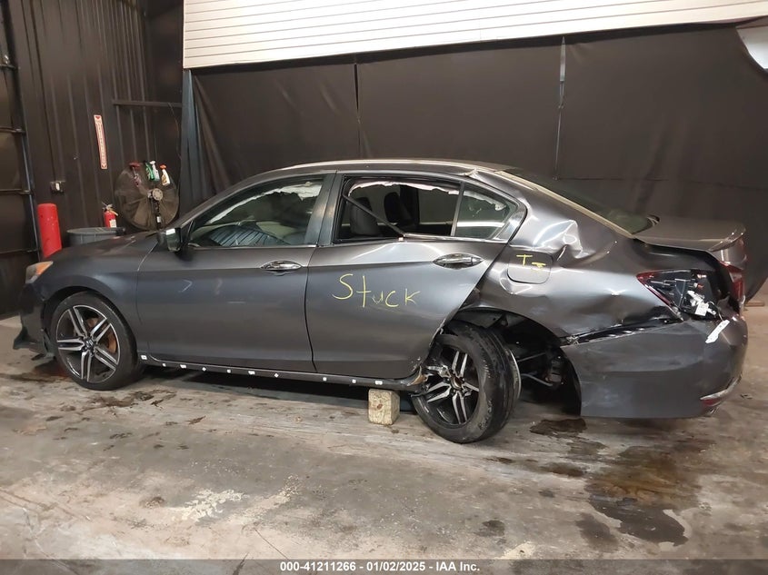 2017 HONDA ACCORD VIN: 1HGCR2F57HA122749