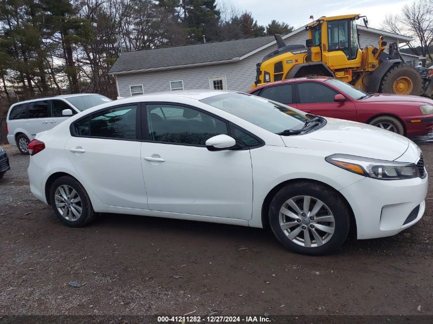 VIN 3KPFL4A72HE139327 2017 KIA FORTE no.13