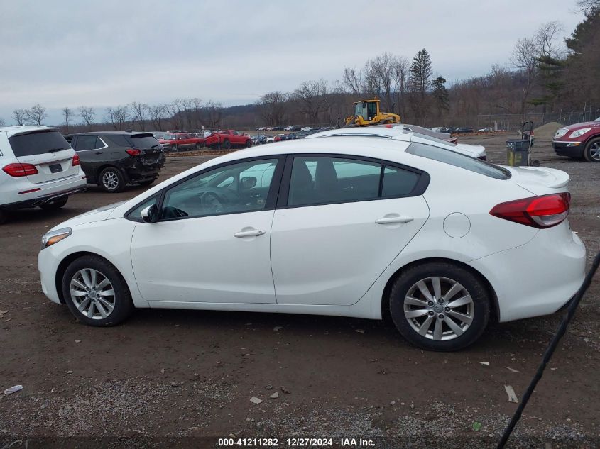 VIN 3KPFL4A72HE139327 2017 KIA FORTE no.14