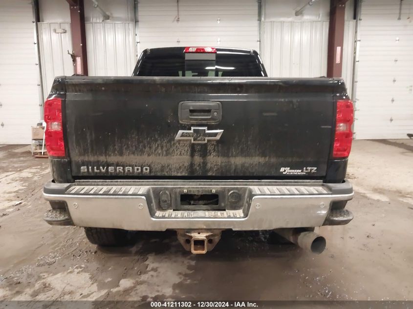 VIN 1GC1KWEY7JF121364 2018 Chevrolet Silverado 2500... no.16