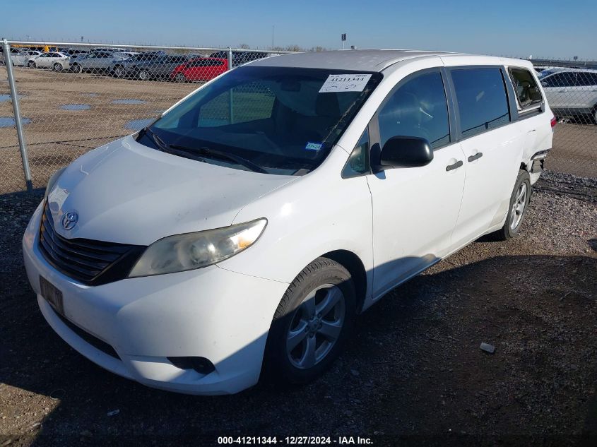 VIN 5TDZK3DC4ES467966 2014 TOYOTA SIENNA no.2