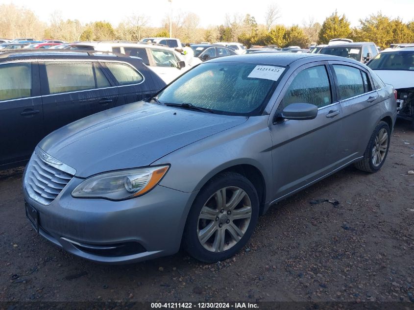 VIN 1C3CCBAB7DN705892 2013 Chrysler 200, LX no.2