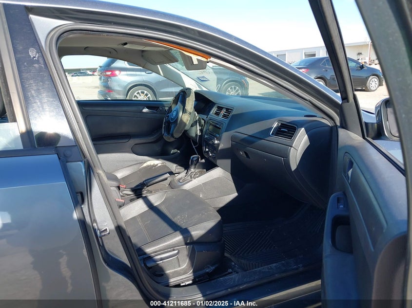 2011 VOLKSWAGEN JETTA VIN: 3VWDX7AJ6BM356463