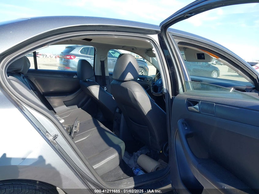 2011 VOLKSWAGEN JETTA VIN: 3VWDX7AJ6BM356463