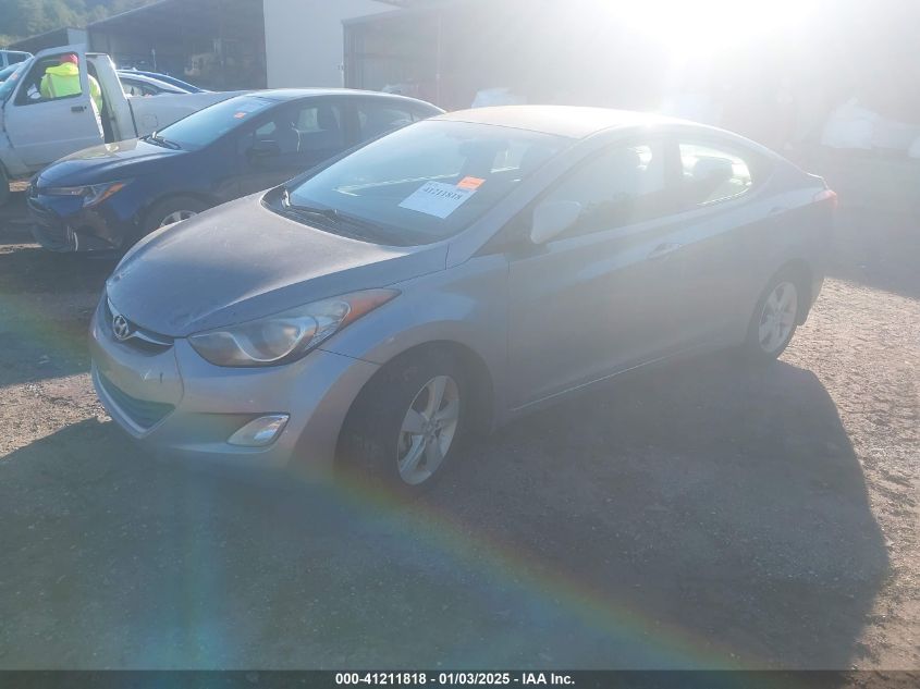 VIN KMHDH4AE9DU564252 2013 Hyundai Elantra, Gls no.2