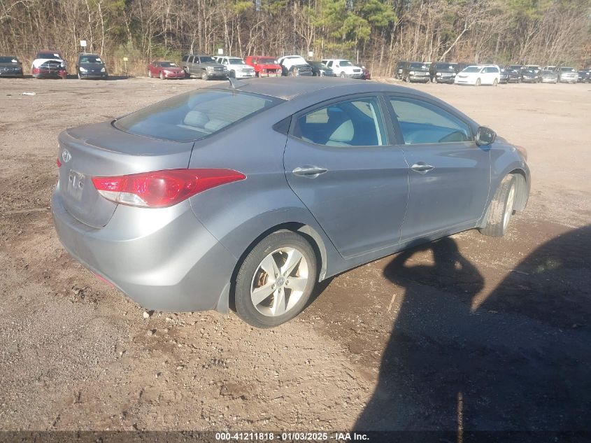 VIN KMHDH4AE9DU564252 2013 Hyundai Elantra, Gls no.4