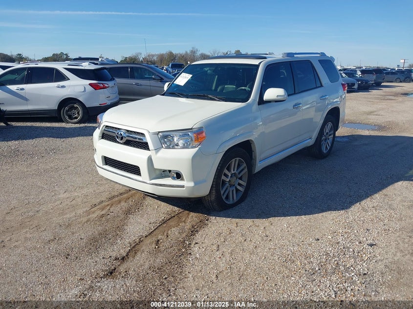 Vin: jtezu5jr9d5055217, lot: 41702350, toyota 4runner limited 20132