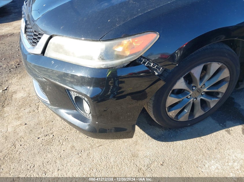 2013 HONDA ACCORD VIN: 1HGCT1B33DA013277