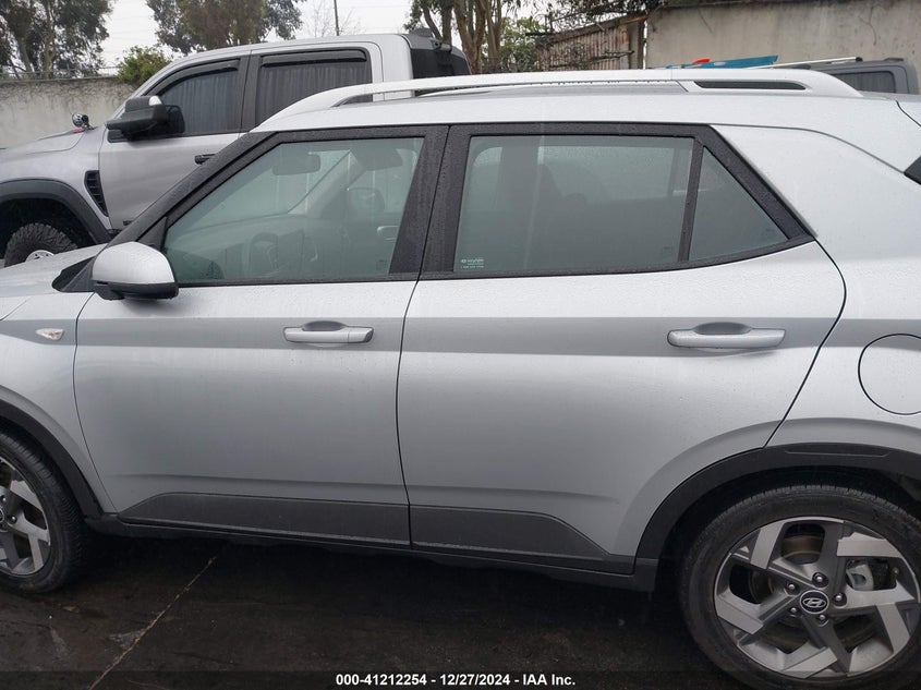 2022 HYUNDAI VENUE SEL - KMHRC8A35NU134584