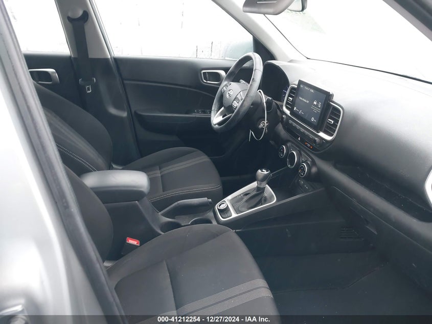 2022 HYUNDAI VENUE SEL - KMHRC8A35NU134584