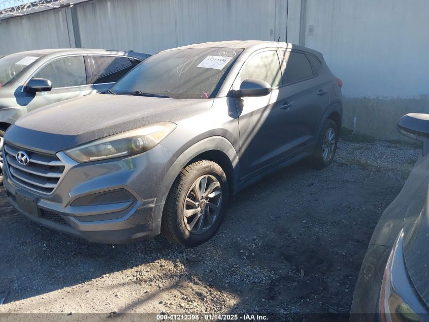 VIN KM8J23A41JU811393 2018 HYUNDAI TUCSON no.2