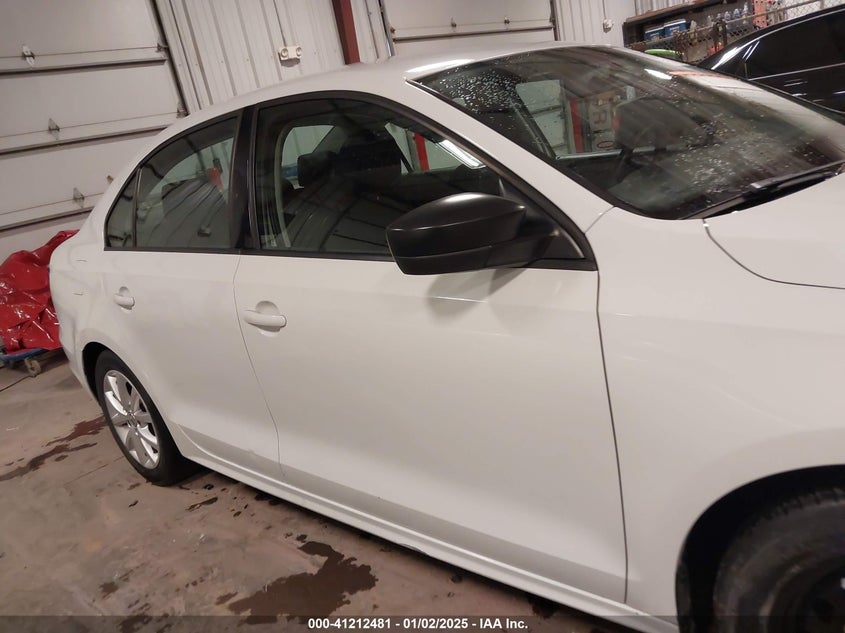 2015 VOLKSWAGEN JETTA VIN: 3VWD17AJ8FM269719