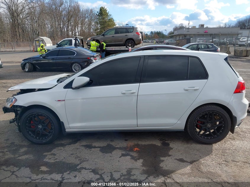 2016 VOLKSWAGEN GOLF GTI AUTOBAHN 4-DOOR - 3VW4T7AU7GM002125